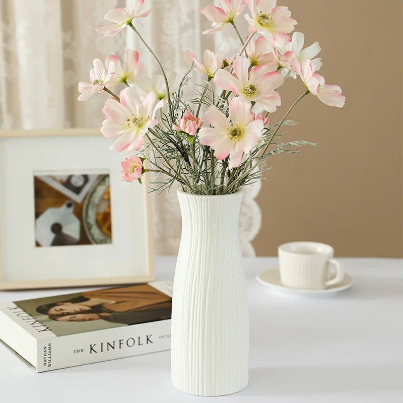 Minimalist Modern Plastic Flower Vase