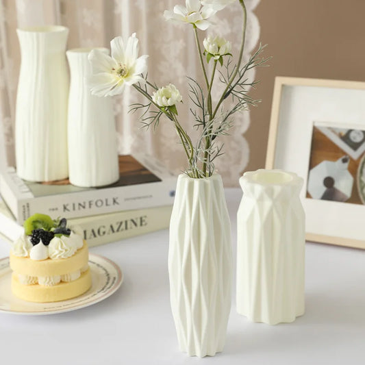 Minimalist Modern Plastic Flower Vase